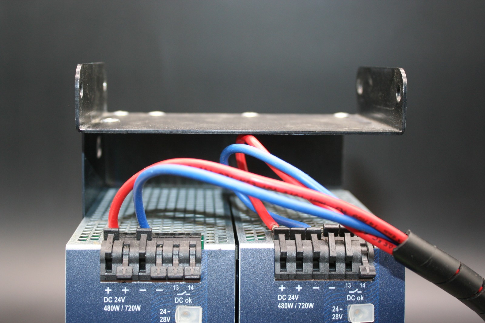 Two (2) PULS QT20.241 Power Supplies with Housing Unit and Cables 480 W Output