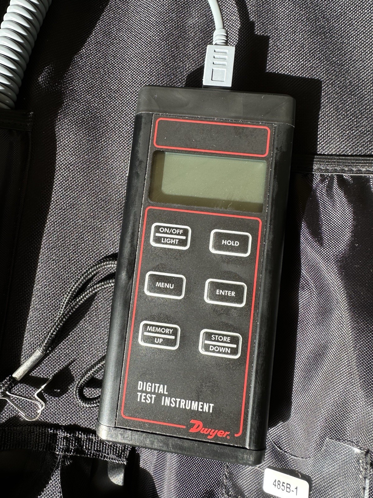Model-485B Handheld Thermo-Hygrometer – Temp, Humidity, Dew Point Dwyer