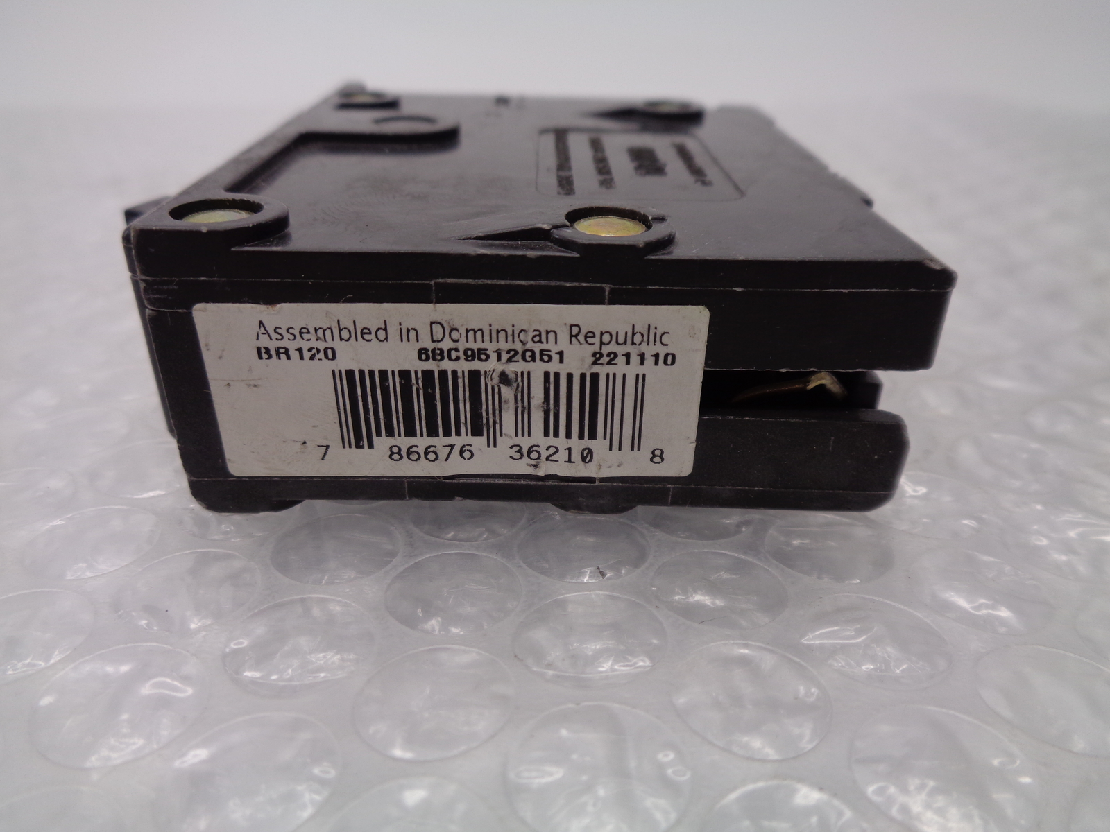 EATON BR120 BREAKER 1POLE 20AMP LOT OF 5 UNMP