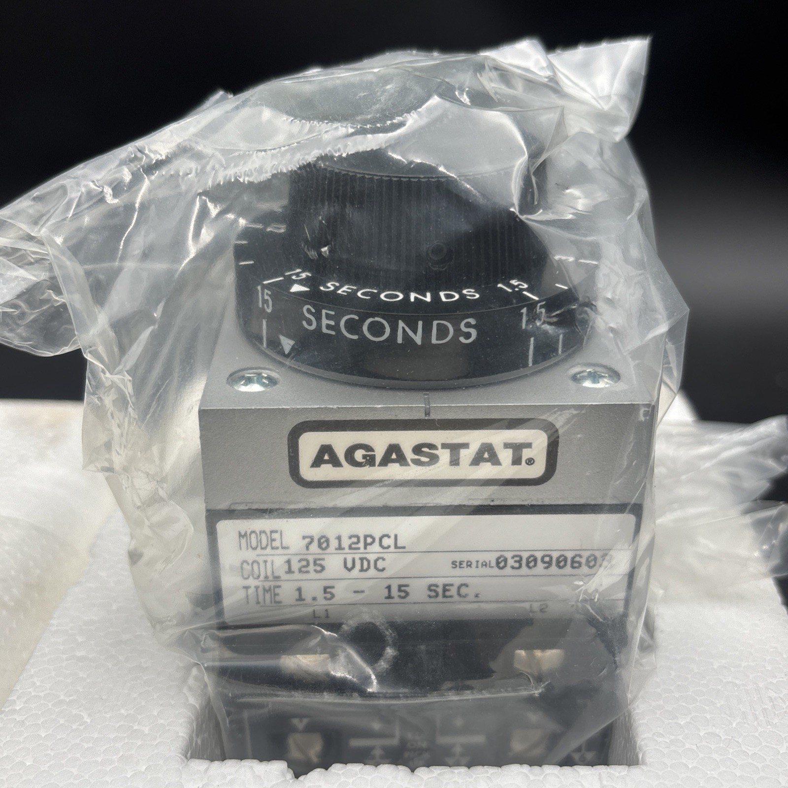 NEW AGASTAT 7012PCL TIMING RELAY / COIL 125VDC / 1.5-15 SECONDS