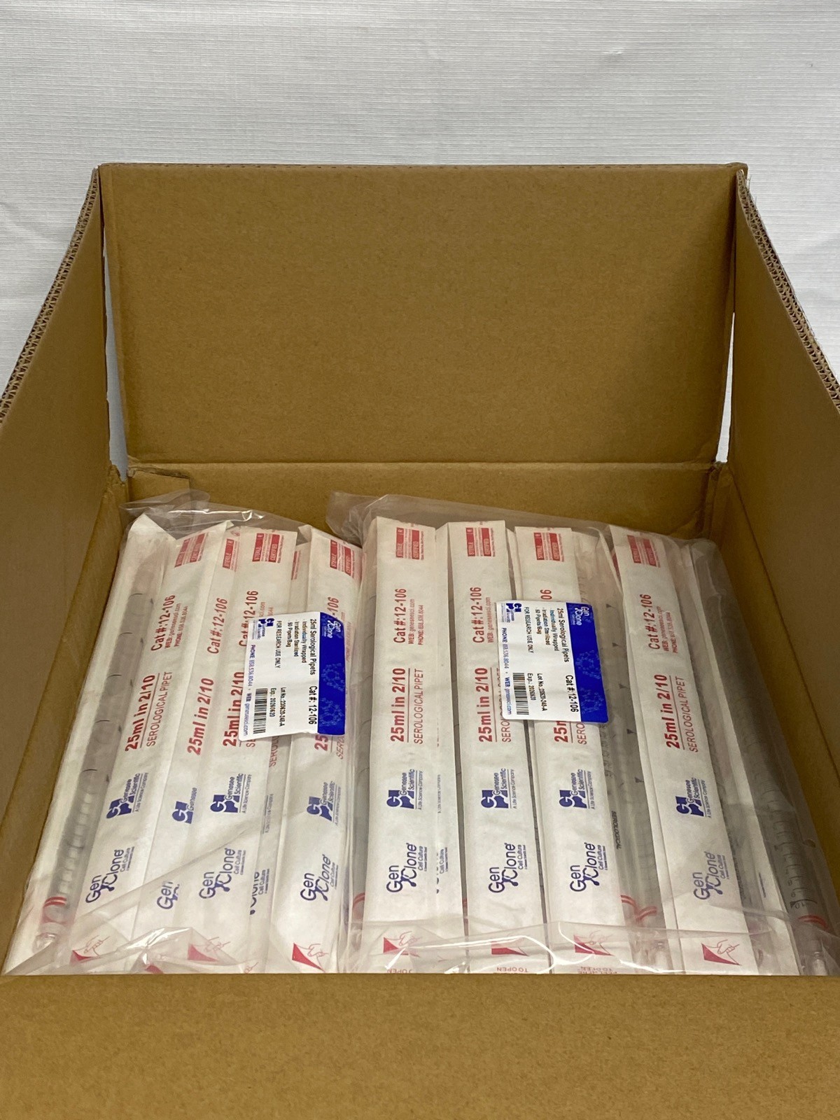 (200/Cs) GENESEE GenClone 25mL Graduated Serological Pipets 50/Bag 12-106