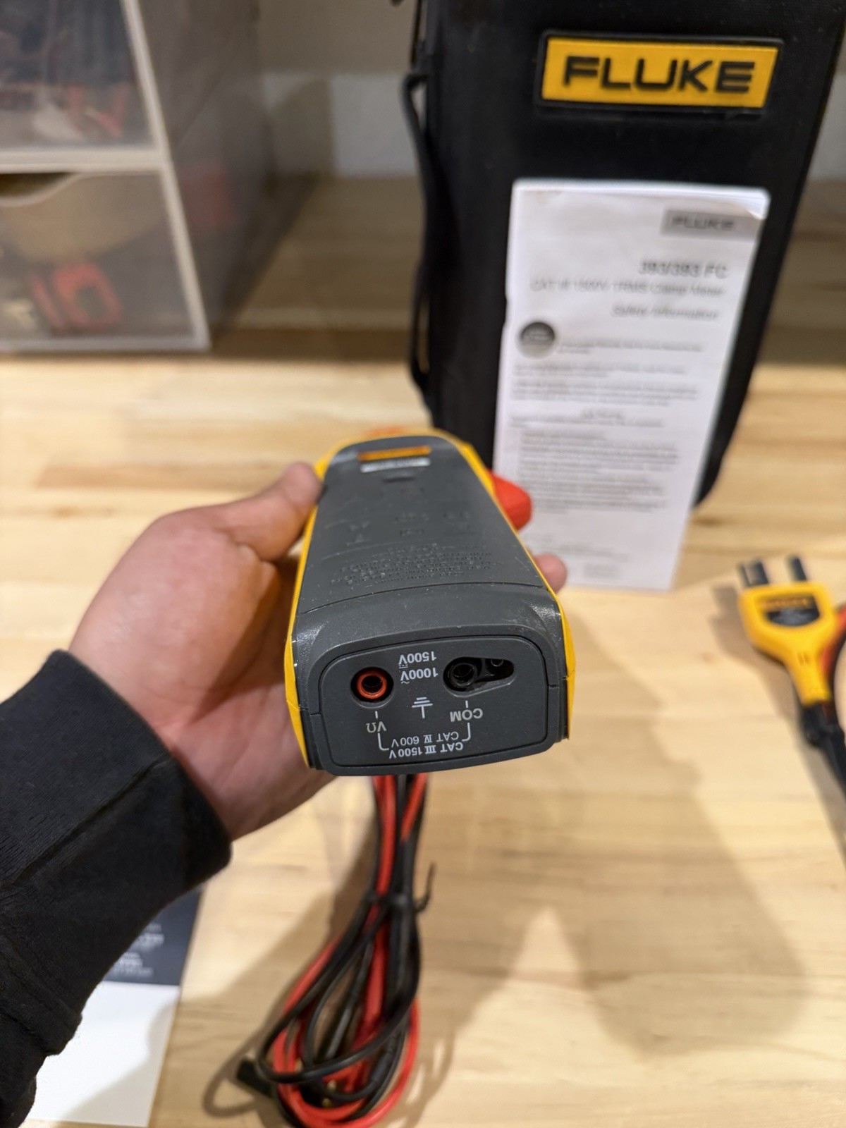 FLUKE 393 FC CAT III 1500V TRMS CLAMP METER W/ IFLEX PROBE & LEADS (TESTED)