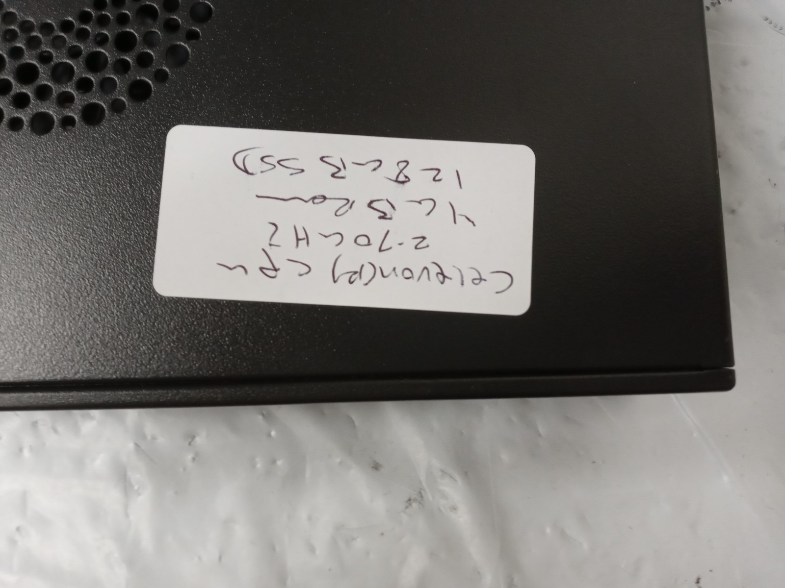 SURPLUS Raritan DKX3-UST Celeron 2.7ghz 4GB 128GB SSD Dominion User Station