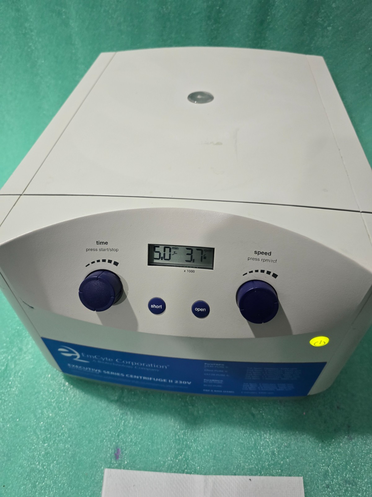 EmCyte Executive Series Centrifuge II 230V
