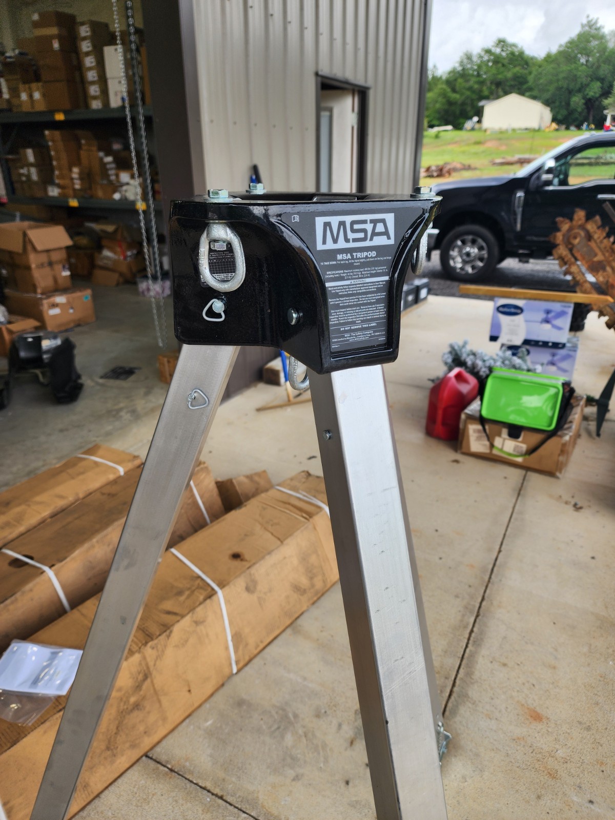 MSA Safety 10102002 Workman Aluminum Tripod, 8 ft Height