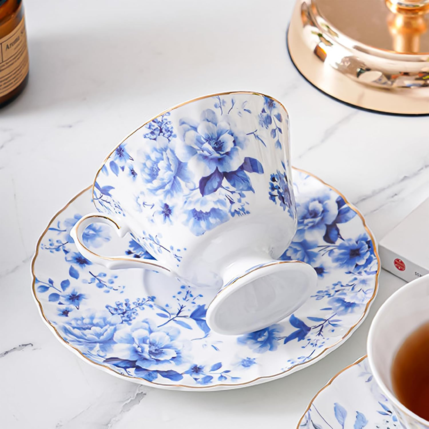 Blue and White Roses Tea Cup and Saucer, 5 Ounces Retro Floral Coffee Cup, Vinta