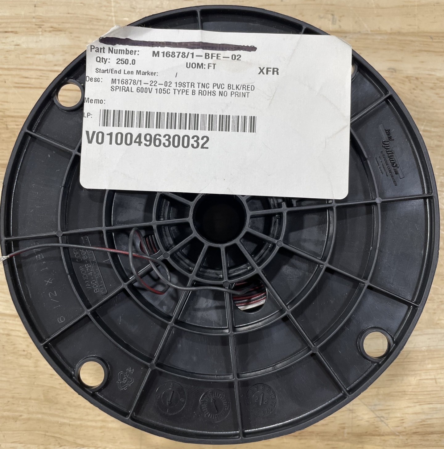 Anixter M16878/1-BFE-02 Type B Lead Wire, 19/34, 22AWG, 600V, Black/Red, 250 ft