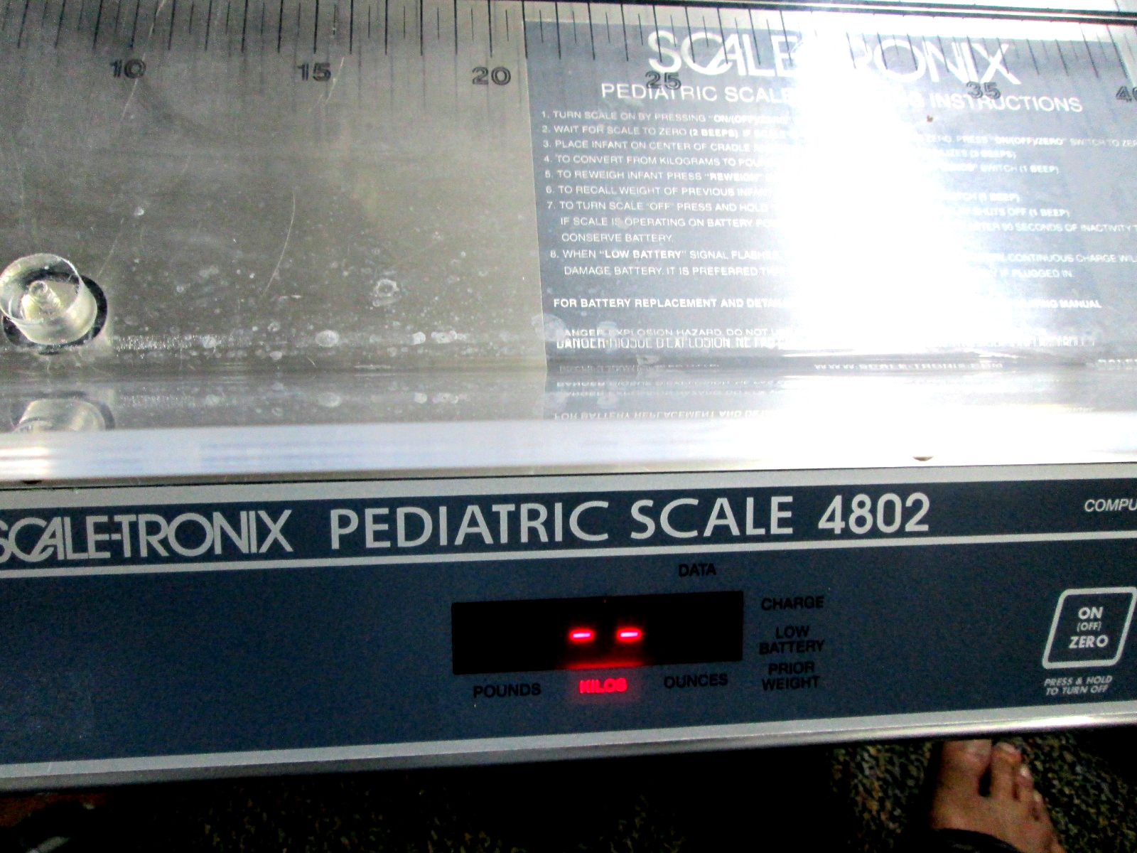 SCALE-TRONIX 4802 PEDIATRIC SCALE WITH TRAY – NO CART