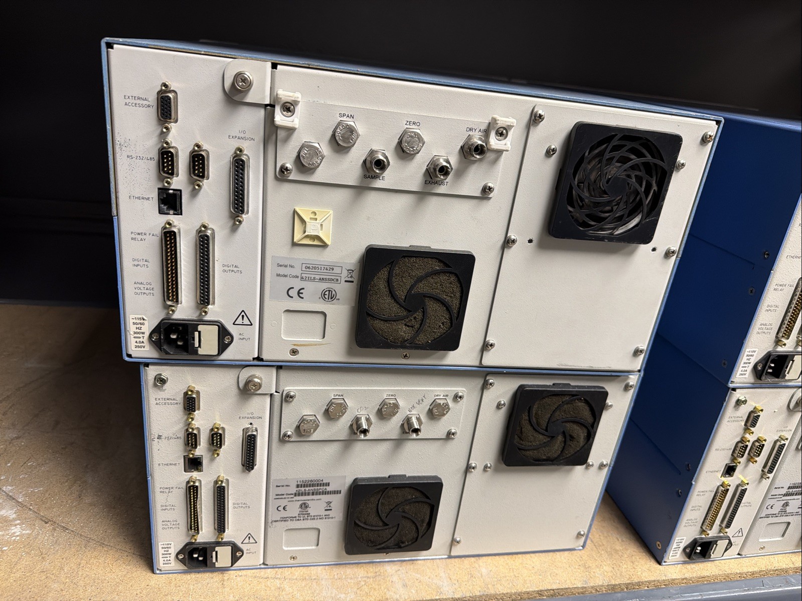 Thermo Scientific 42i-LS NO/NO2/NOx Analyzer 42ILS-ANSSPCA w/Adapter