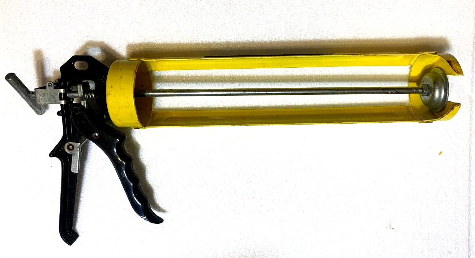 Quart caulk gun 2ea guns (Only $12.50 each) FREE SHIPPING New Old Stock USA