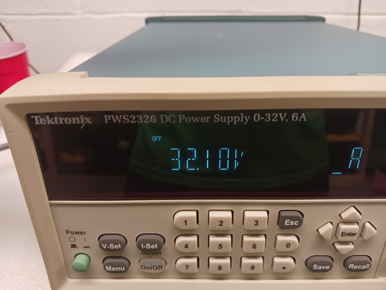 Tektronix PWS2326 DC Power Supply 0-32V 0-6A Bench Lab Supply Tested