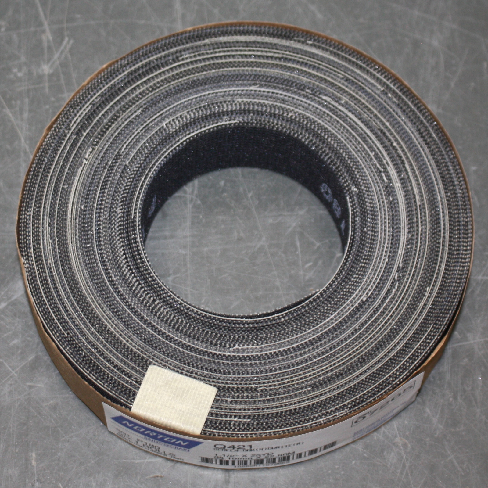 Norton Screen-Bak Durite Abrasive Screen Roll Q421, 1-1/2″ x 75ft, 180 Grit