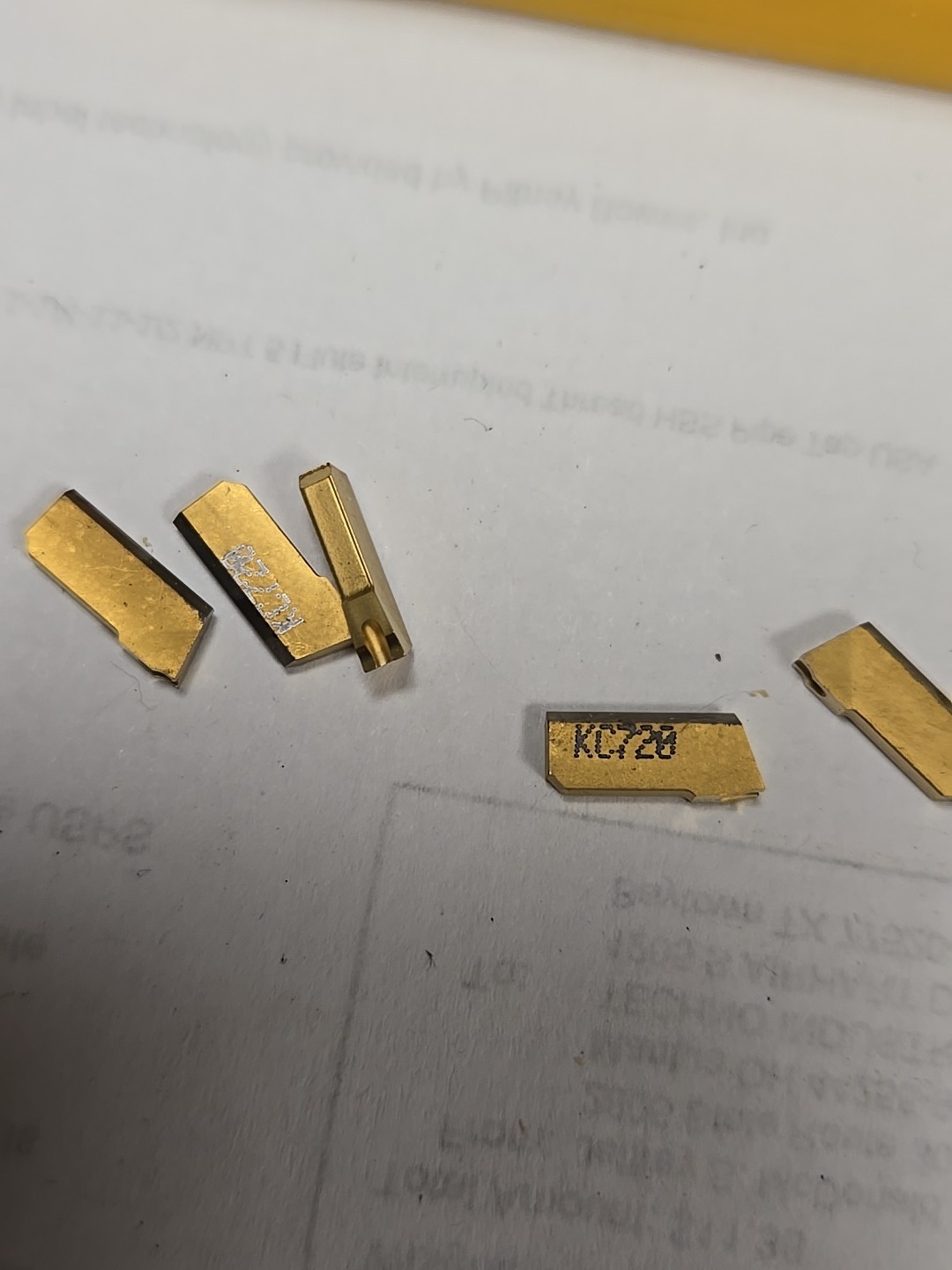 New Pack of 5 Kennametal, GS094N KC720 Carbide Inserts