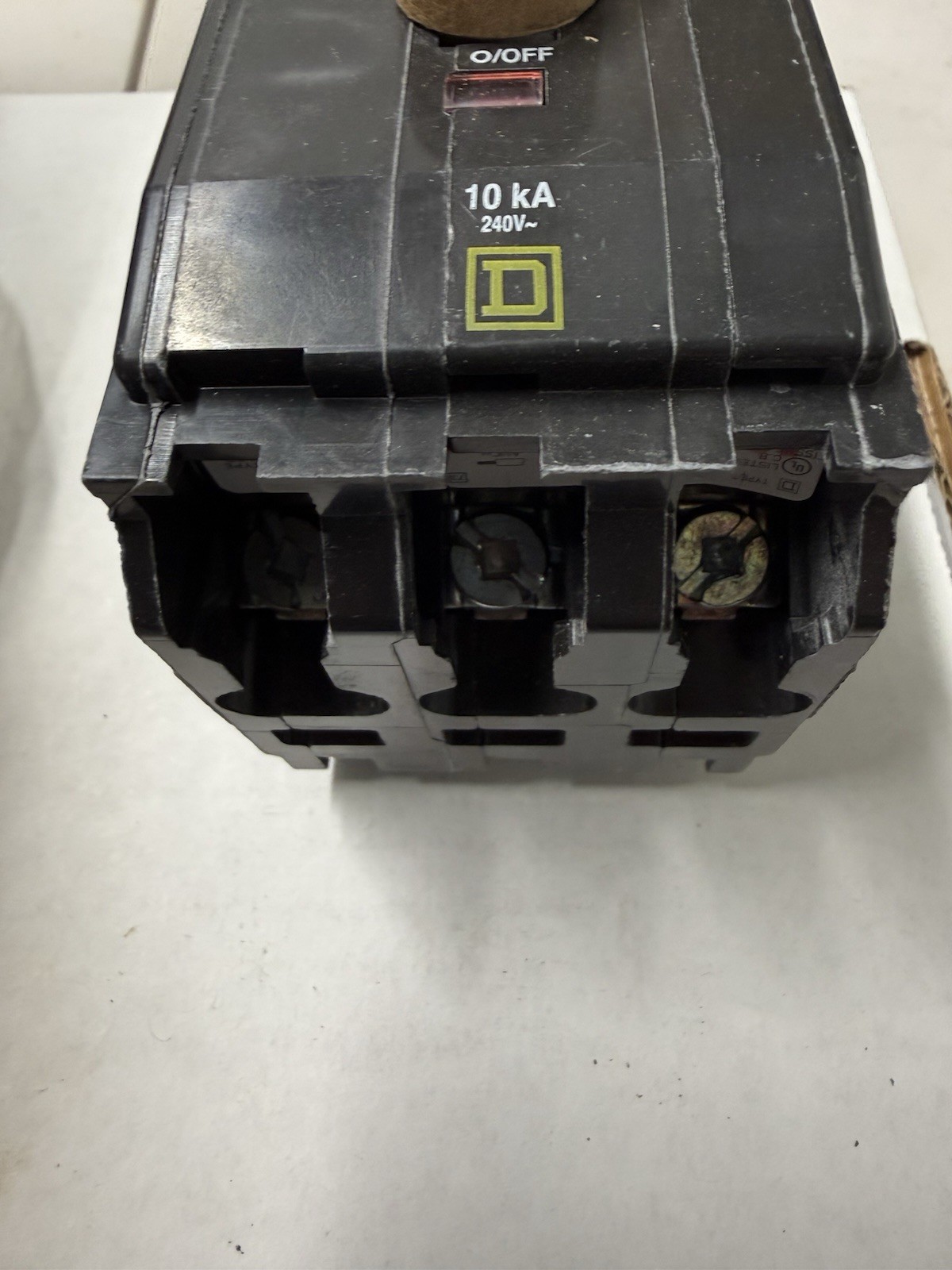 Square D QOB330 240/120v 30a 3 pole Bolt On Circuit Breaker 10ka New