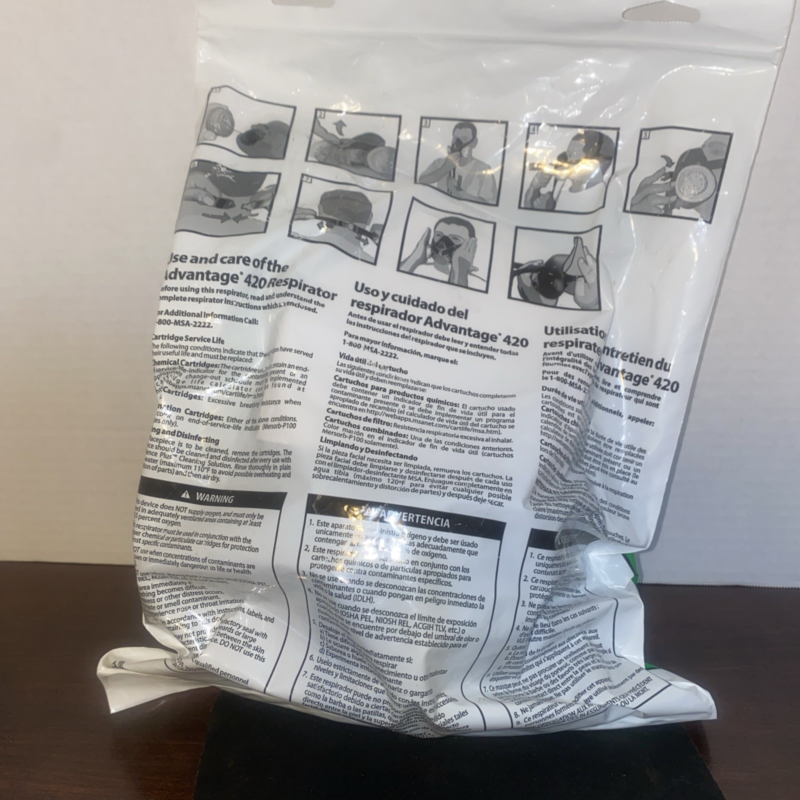(7) MSA Advantage 420 Half Mask Respirator 10102184, Size Large, Bayonet, Black