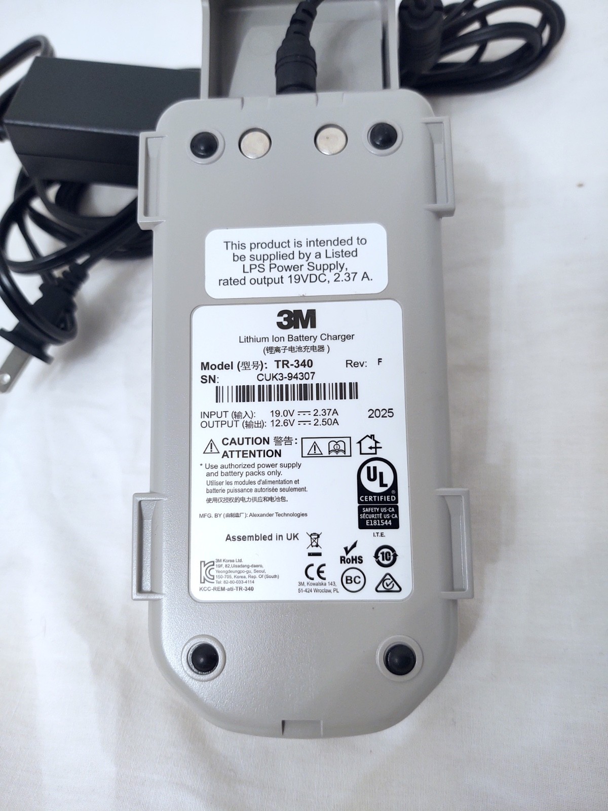 3M Versaflo TR-340 Lithium Ion Battery Charger w/ Power Supply