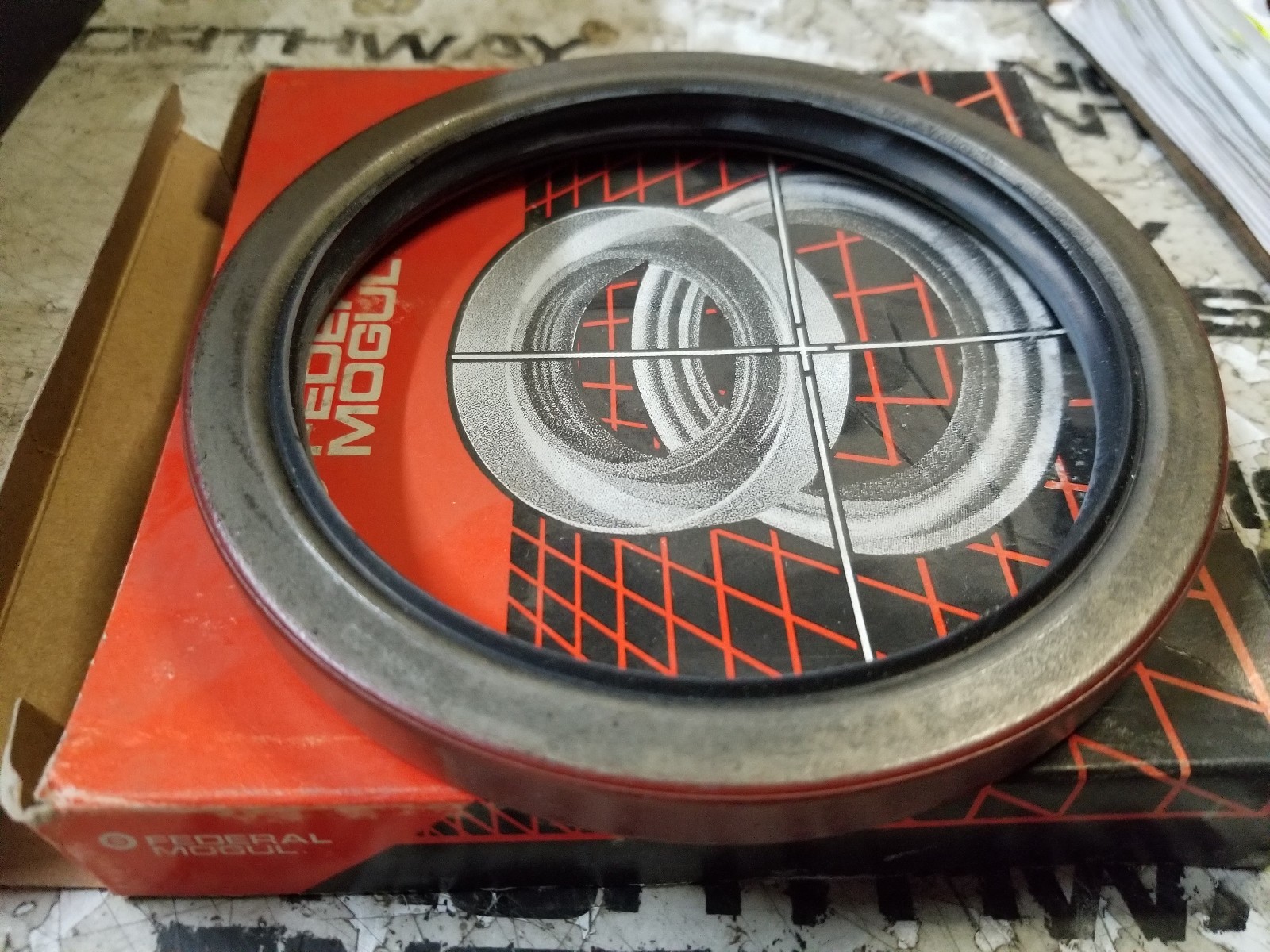 416556 FEDERAL SEAL 4.250 in Shaft Dia., 5.266 in OD, 0.500 in Overall Width