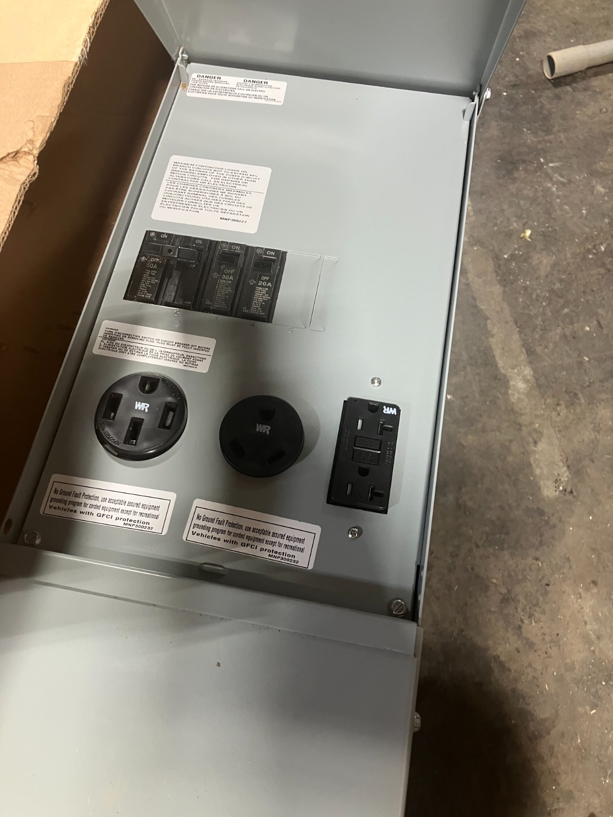 RV Power Box/Pedestal 100 AMP 120/240 Volt AC MH75P3 MOD. 3