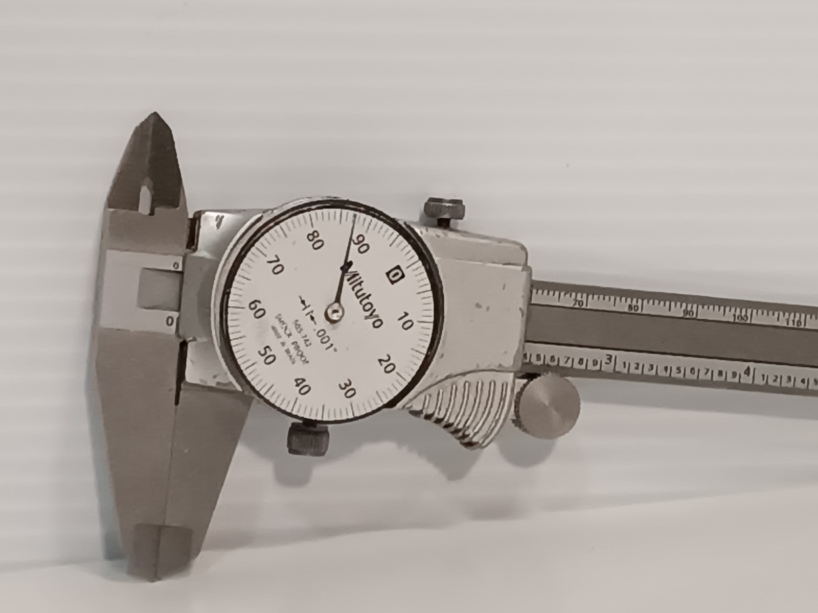 Mitutoyo SHOCKPROOF Calipers 0.001″, 150mm/6 in, Sold for Parts or Repair