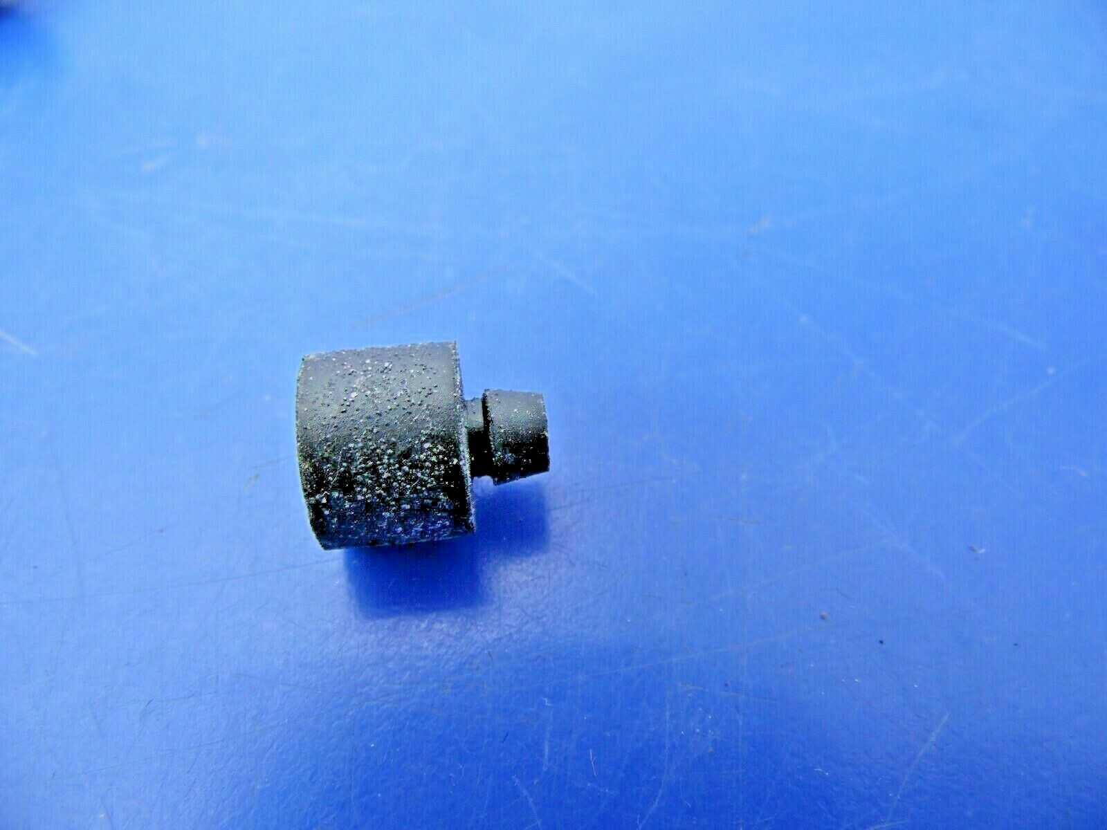 7/16” Tall Rubber Push-In Bumper,Fits 3/16” Hole x 1/2” OD,Lot of 12
