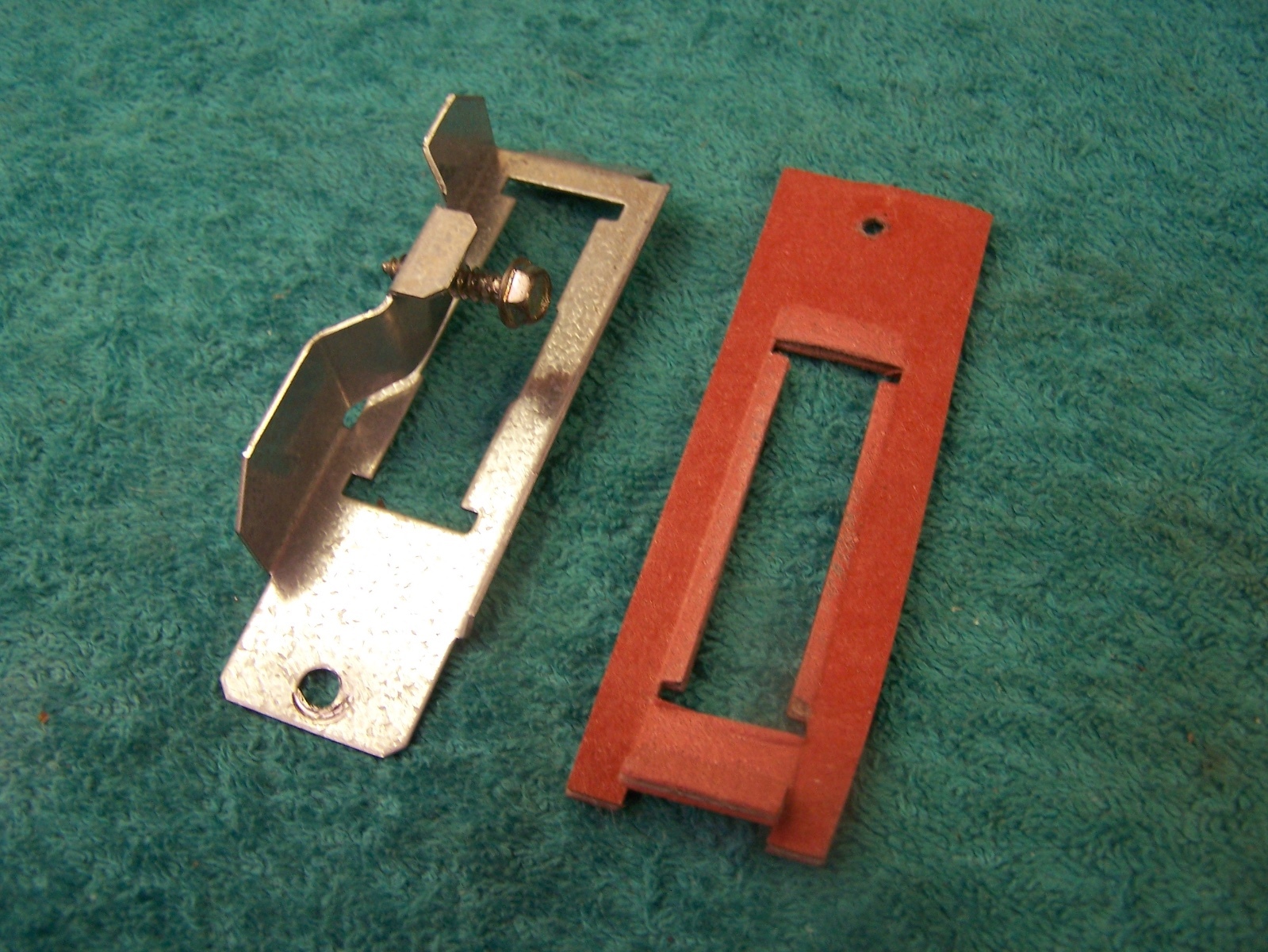 Carrier Bryant Payne Hot Surface Igniter bracket with gasket Norton 271M