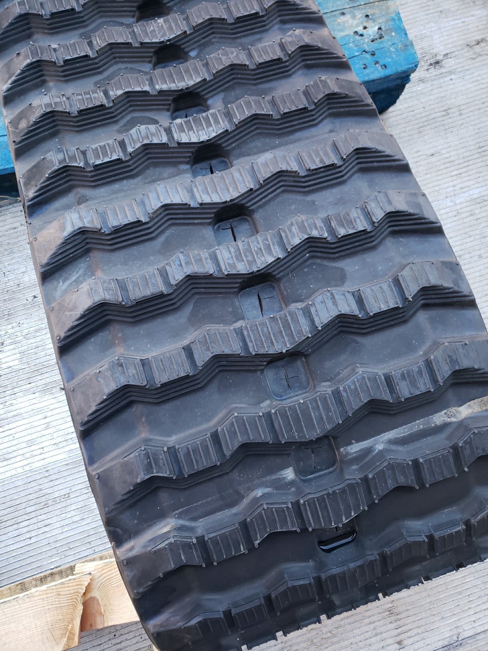 CAT Zig Zag 608-7329 Track 450x56x86 Fits 279C2, 279D, 279D3, 289C2, 289D, 289D3
