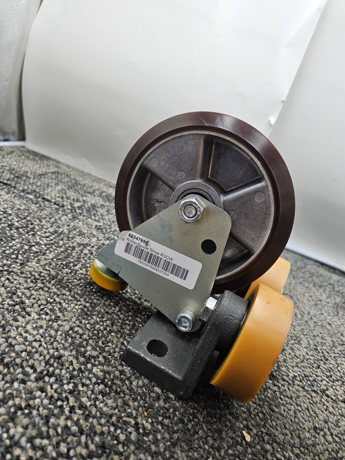 Schindler Roller Guide For Elevators 59347898 R3 CW Replacement