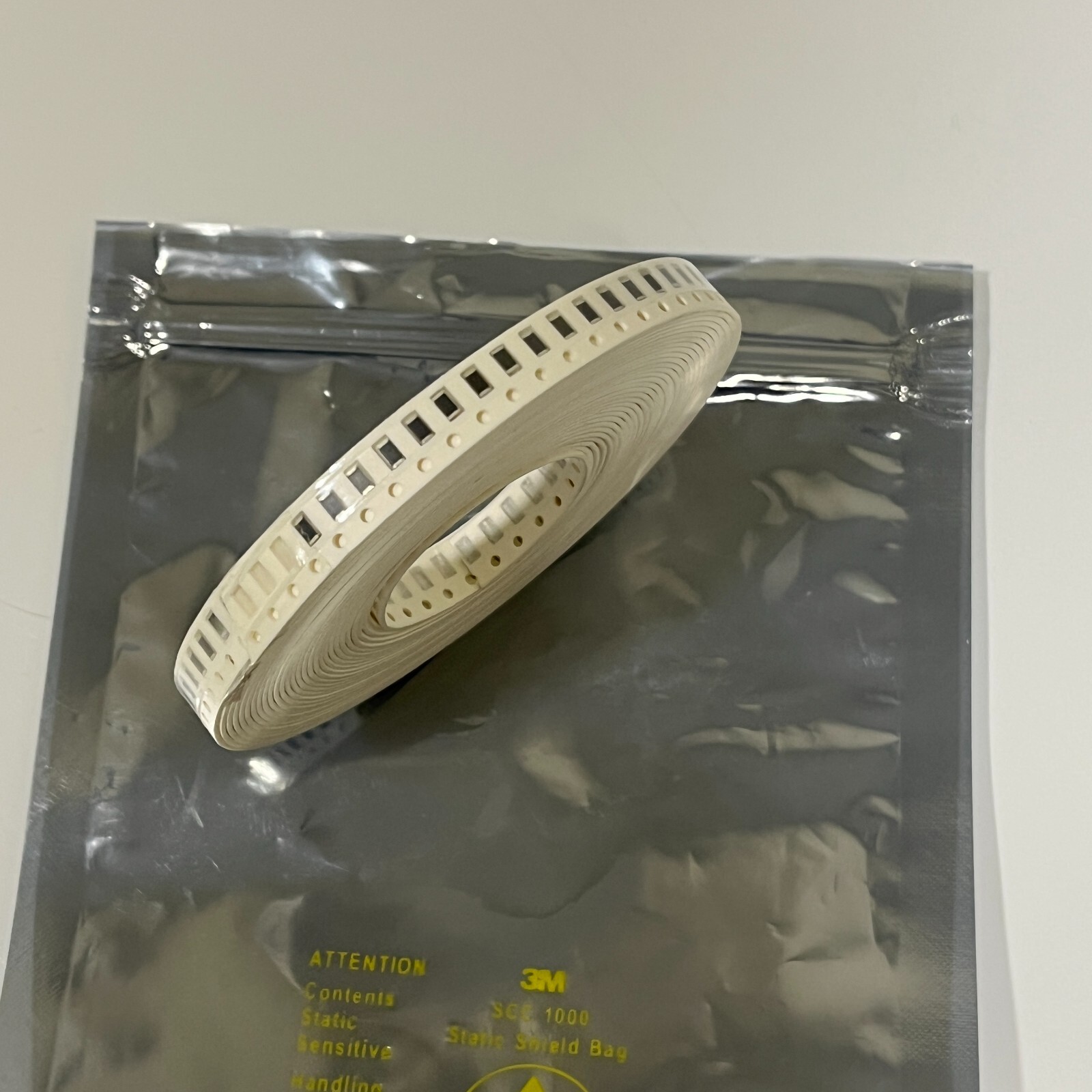 Stackpole RES 0 OHM JUMPER 1/4W 1206 Surface Mount Resistors RMCF1206ZT0R00 USA