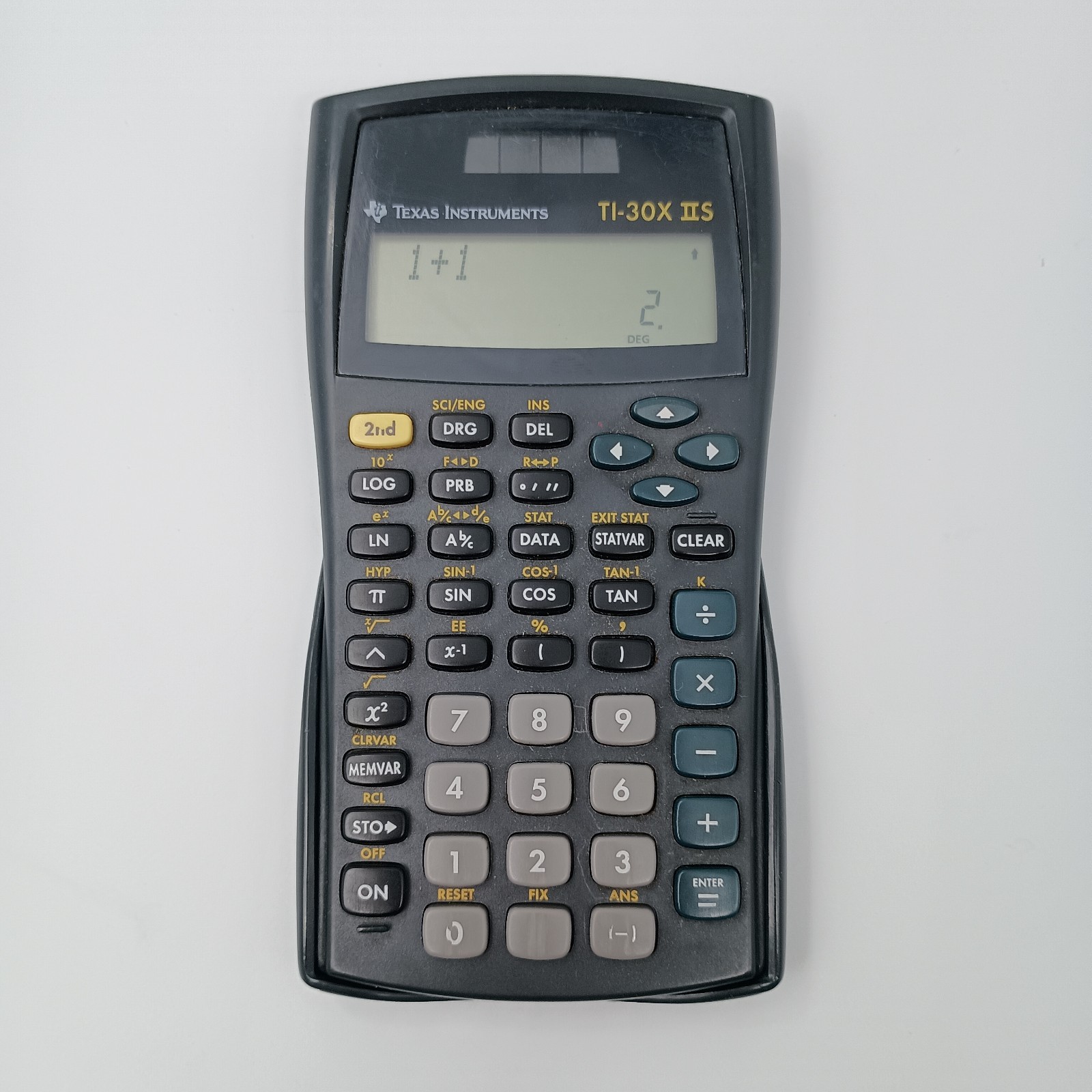 Texas Instruments TI-30XIIS Scientific Calculator – Working