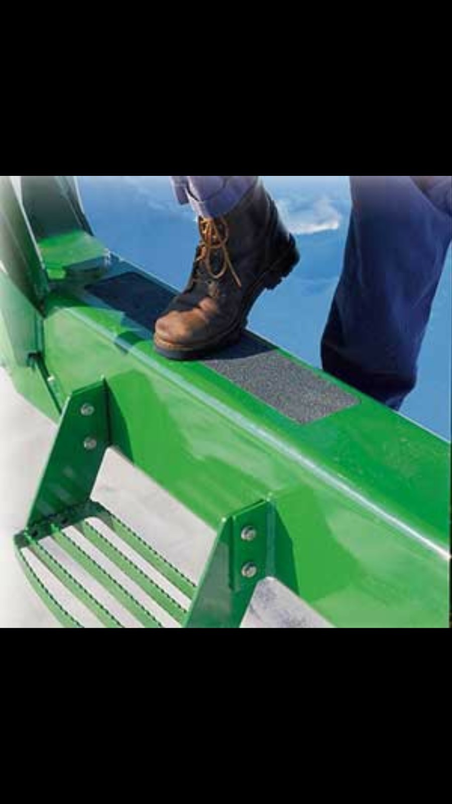 Anti Slip. Safety Grip Tape 6″ x 24″ Non Skid Tread Stair Step (USA)(6) Pieces