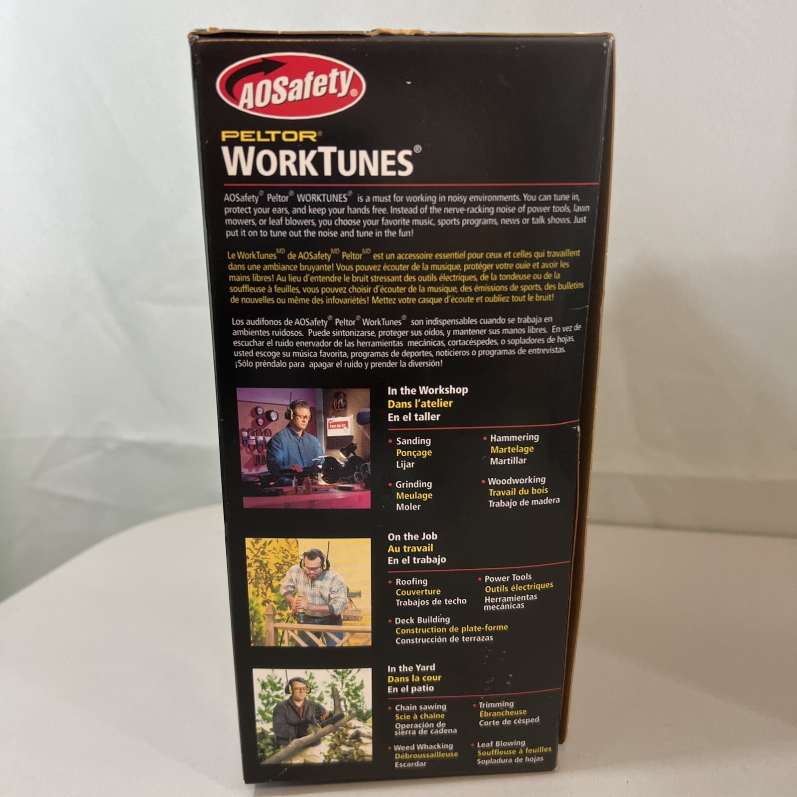 Peltor AO Safety Work Tunes AM/FM Headphones HRX52A Worktunes Mowing Yard work