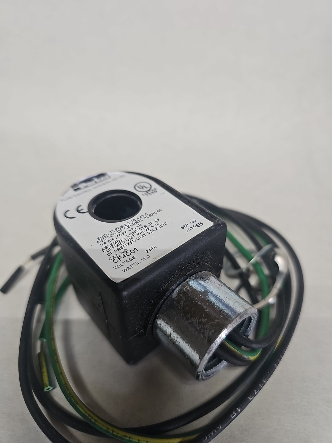 * PARKER Shut-off Valve # 08F23C2140ACF & Unit Solenoid # CF4C01 24/60v 1/2″ NPT