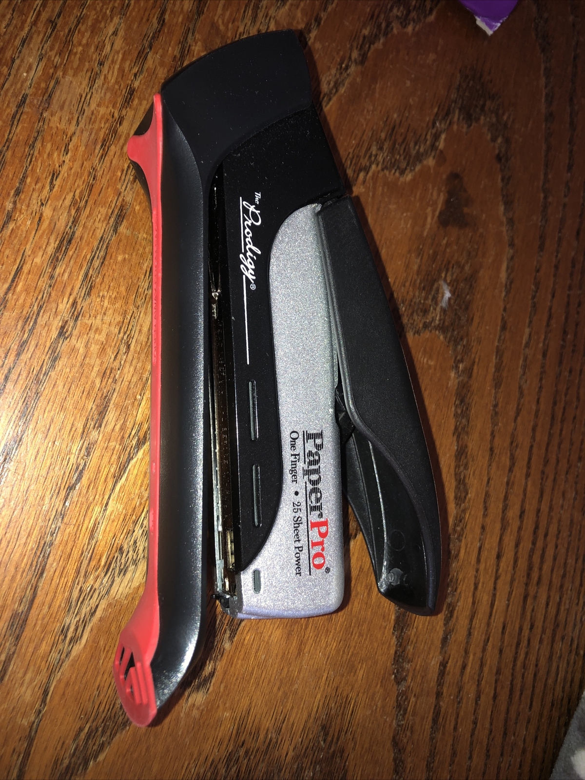 Skilcraft Bostitch inPOWER Prem Desktop Stapler 28 Sheet Capacity 071503280244