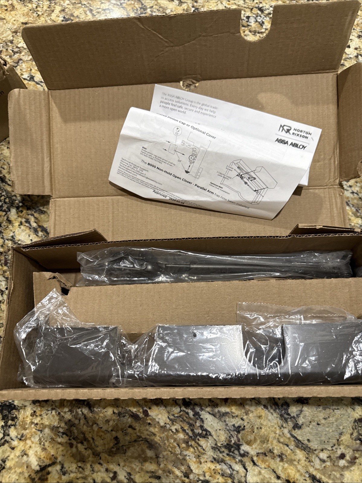 NORTON DOOR CONTROLS 8501 690 Door Closer, Plus Arm