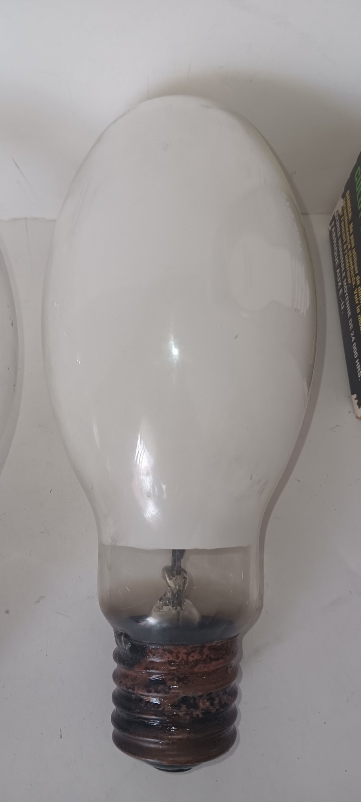 Collectible Box for H39KB-175W Mercury Vapor 175 Watt Lamps + 3 Untested Bulbs