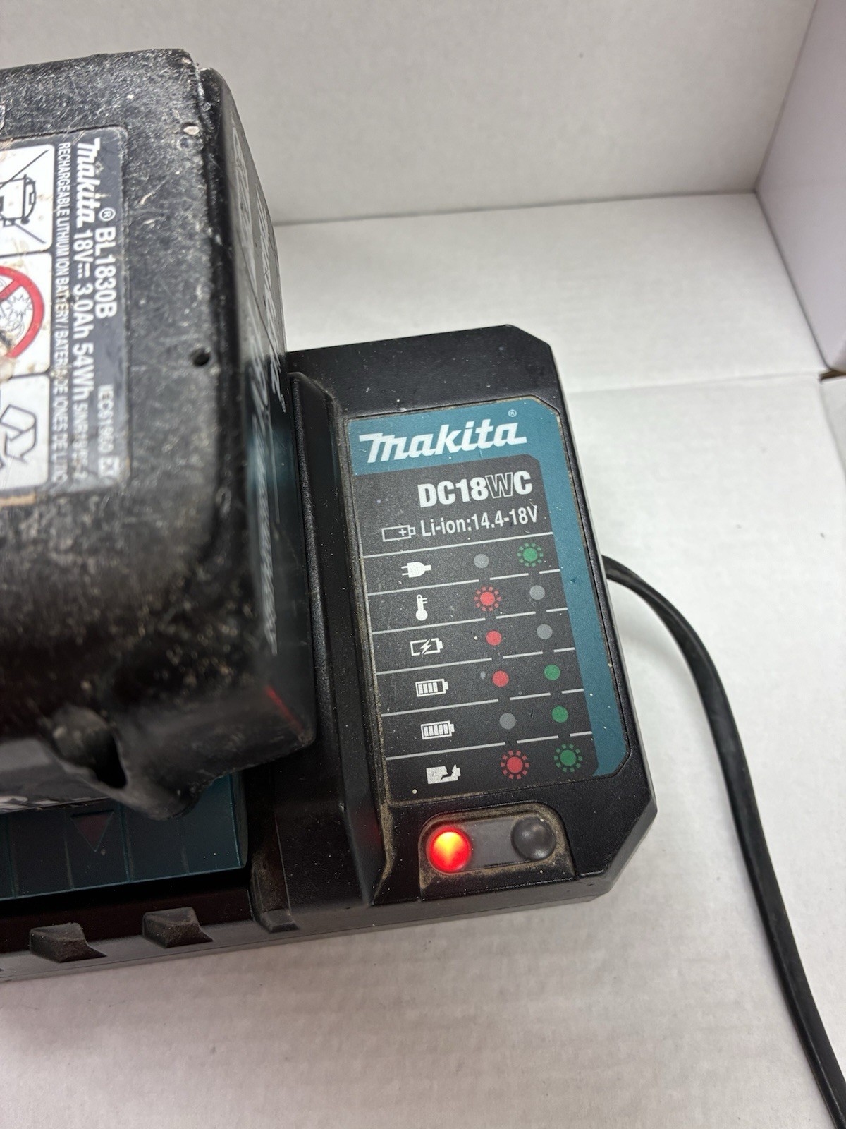 Makita LXT 18V Battery Unlocker Repair Tool ***stand-alone***