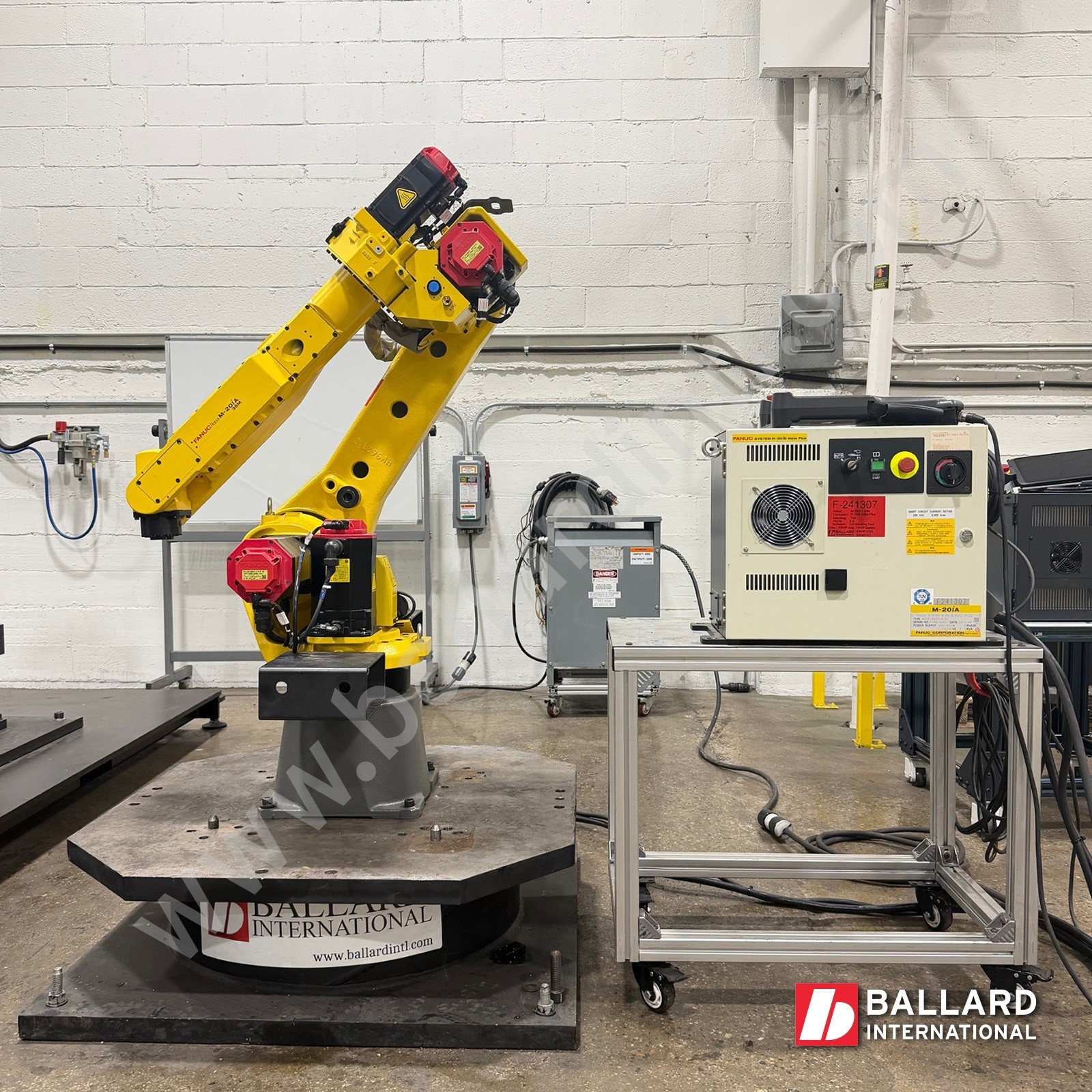 FANUC M-20iA/35M Robot System w/ R30iB Mate Plus – ZERO HOURS! – F241307