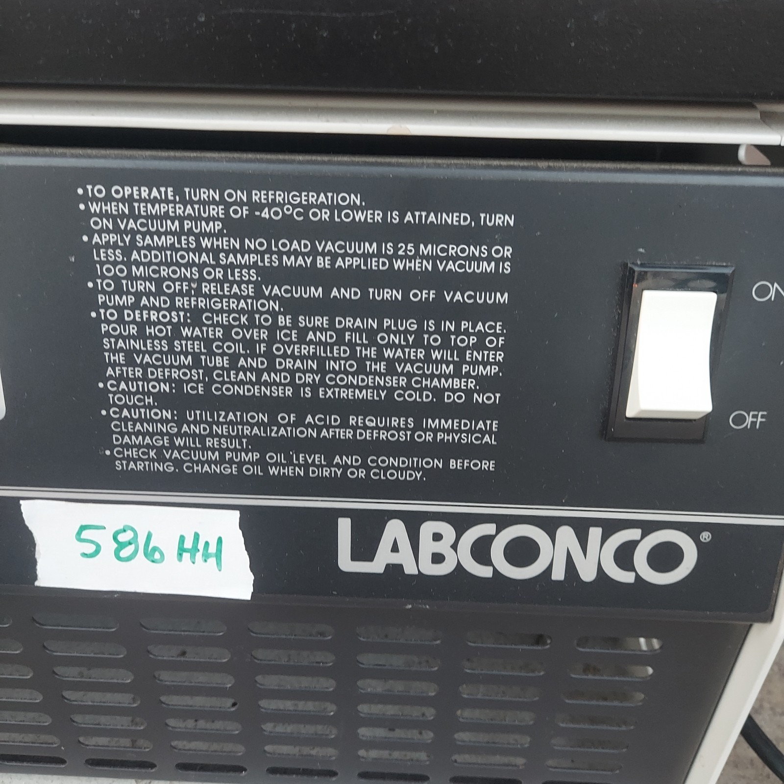 Labconco Freeze Dryer 4.5 With Edwards E2M8 High Vacuum Pump