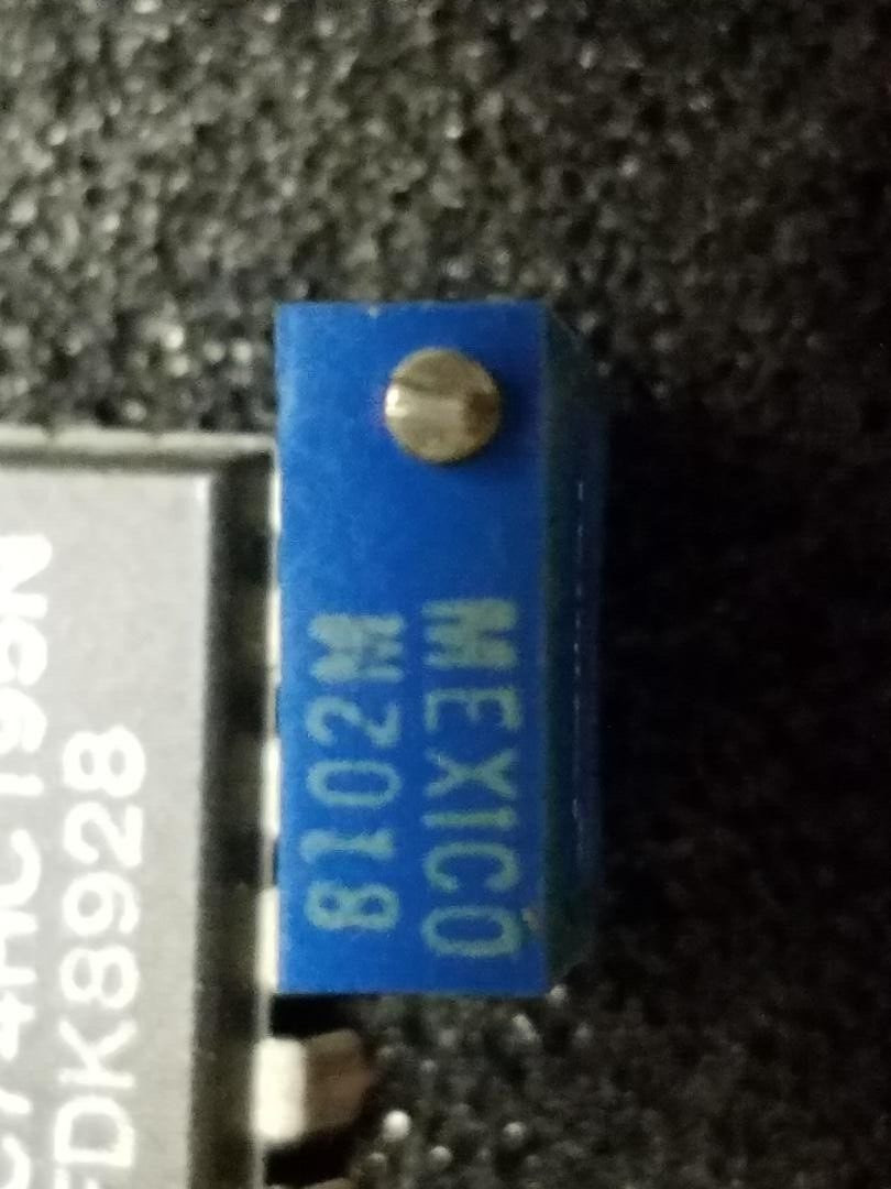 10 pcs Bourns 3290W-1-201 200 ohm 25 turn thru hole pot