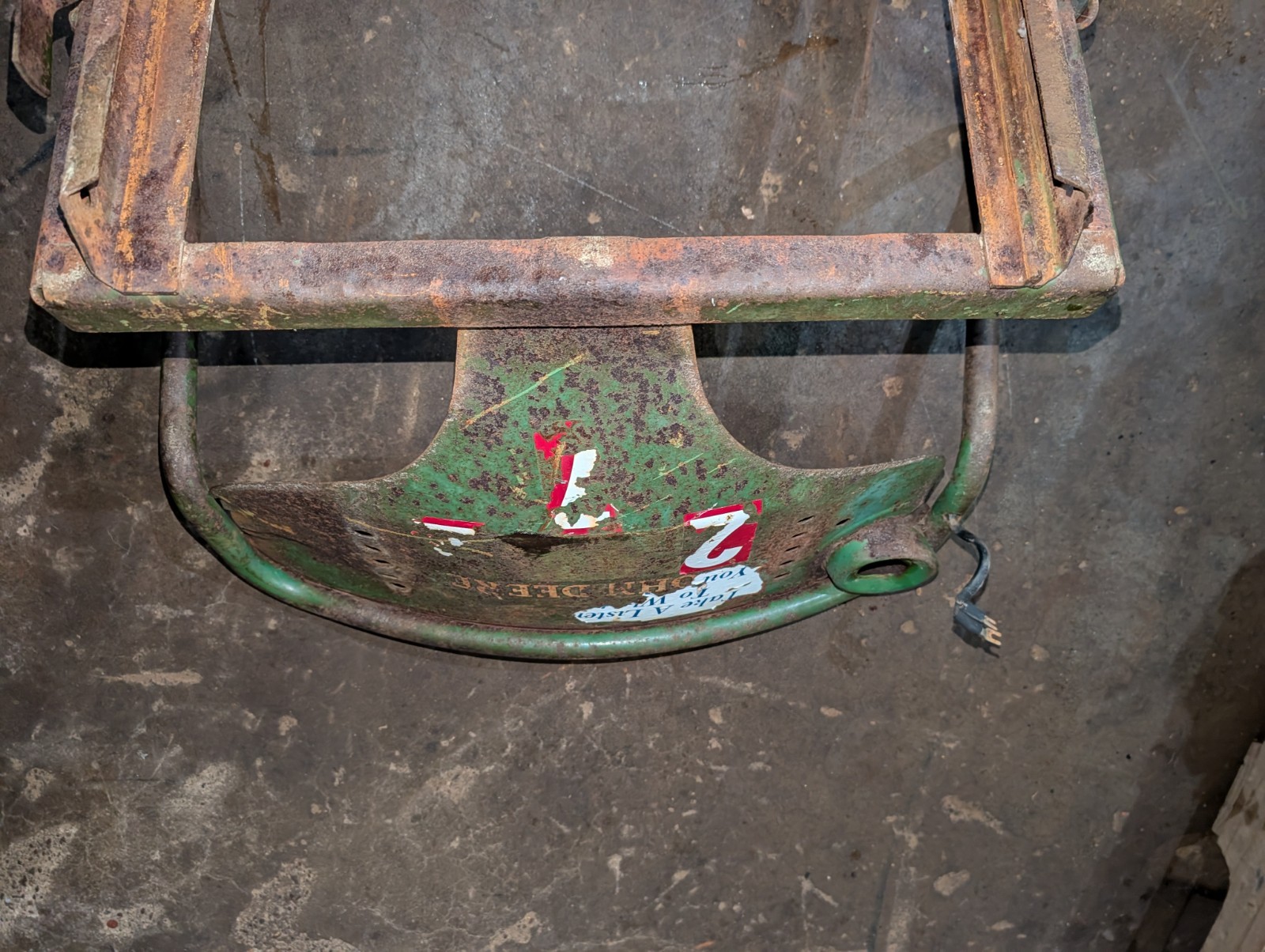 John Deere 50 Seat Frame Assembly 60 70 Seat Backrest An Light Bracket