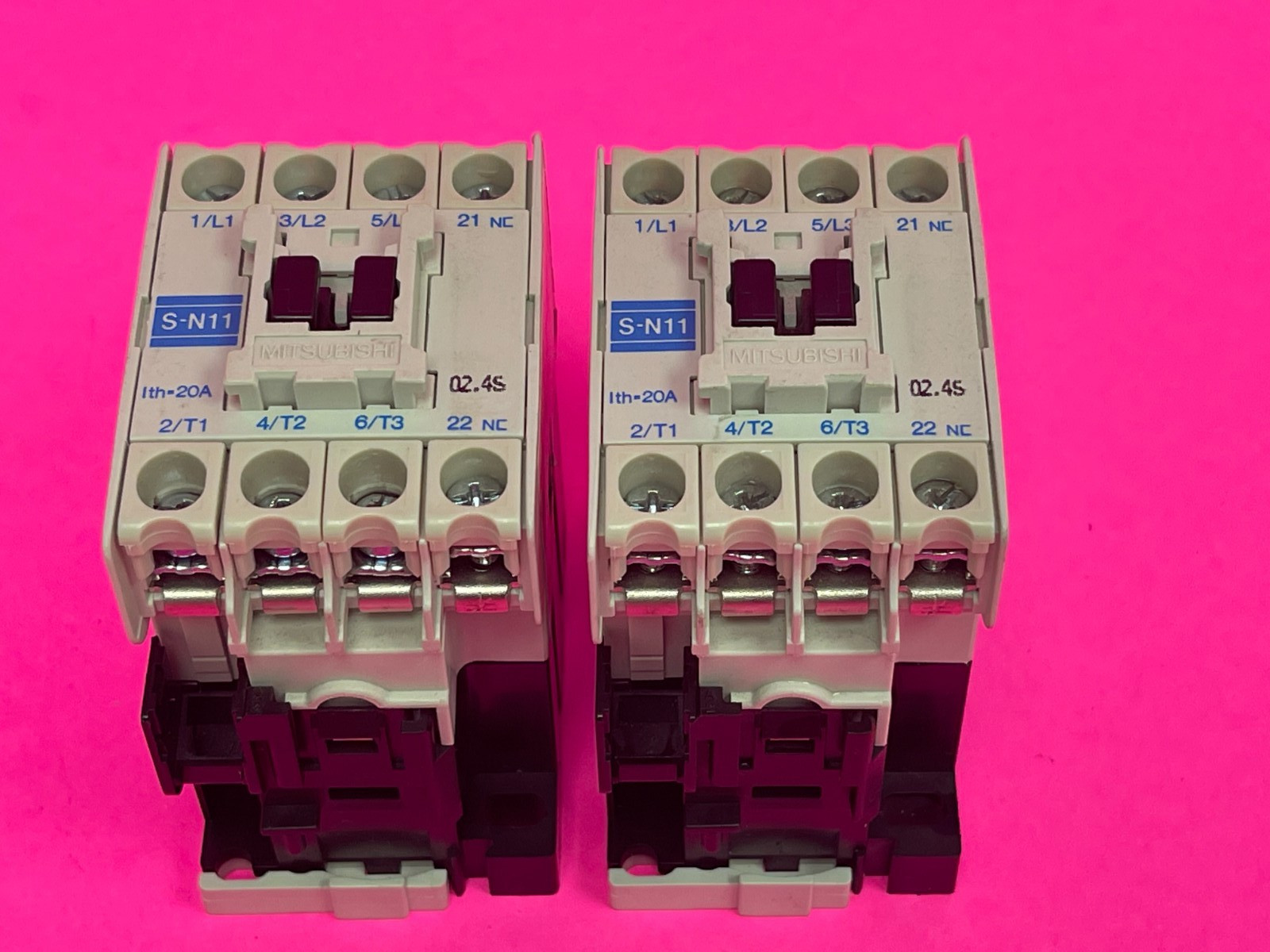 Mitsubishi S-N11 Magnetic Contactor 110/120V 50 Hz, 115/120V 60 Hz [Lot of 2]
