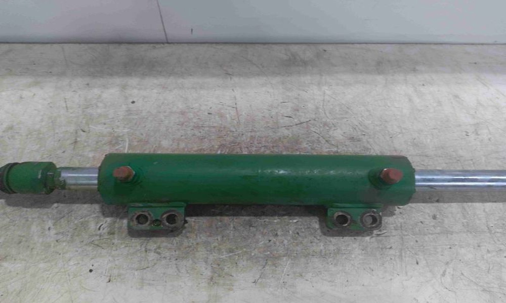John Deere Steering Hydraulic Cylinder AZ101171