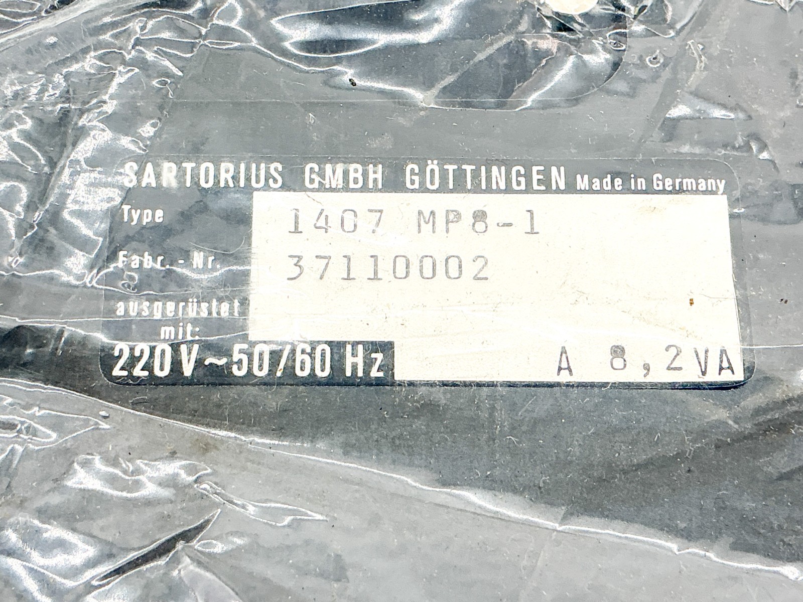 New Sartorius 1407MP8-1 Digital Scale 6100G 220V 50/60V