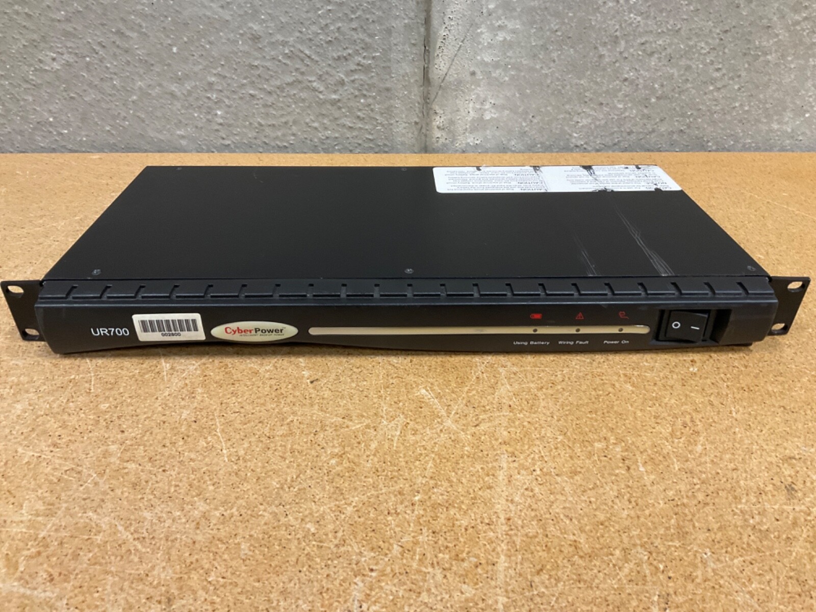 CyberPower Power Supply UR700 Batteries Not Included