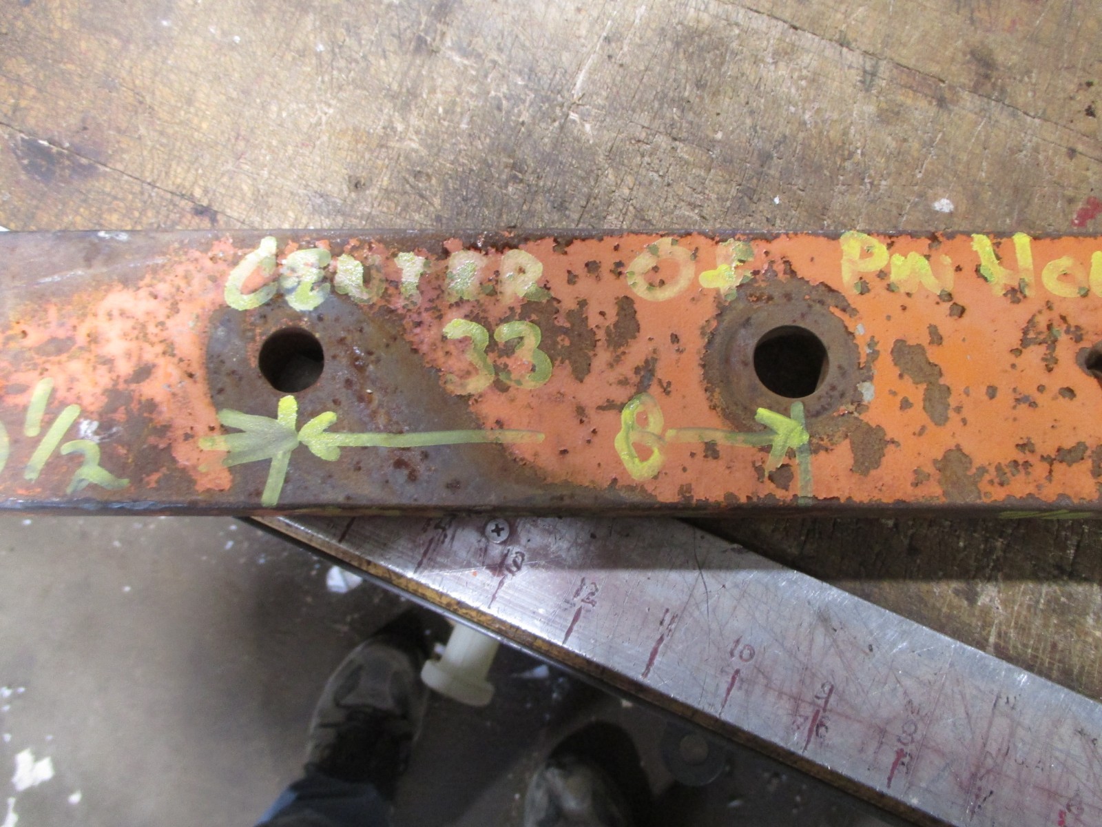 INTERNATIONAL 574, #529872R1, 3 POINT LIFT ARM USED ORIGINAL GOOD CONDITION