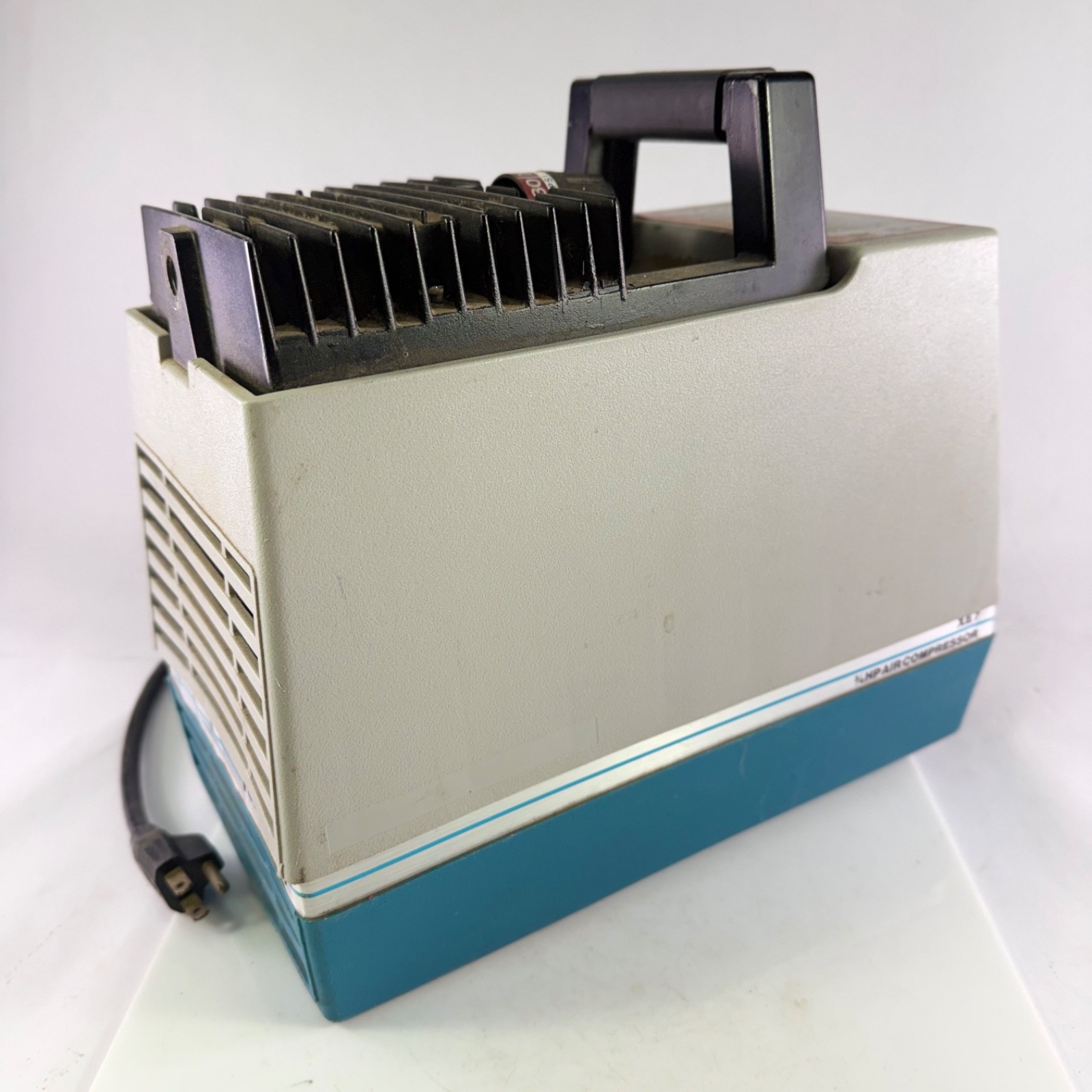Vintage Ingersoll-Rand Rand 4000 XE-7 3/4 HP Portable Air Compressor 120V