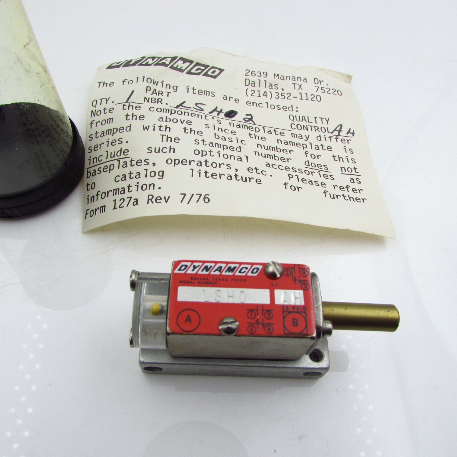 NEW Dynamco LSH0 AH Pneumatic Air Valve LSH2