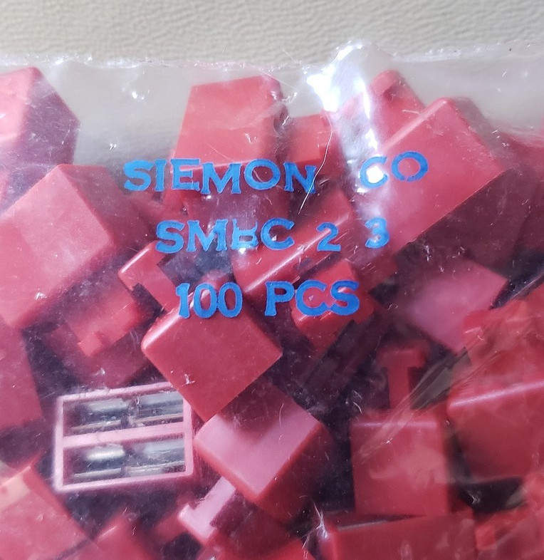 Siemon SMBC 23 66M BLOCK Plated Copper Dual Bridge Clip Assy 100 Count **NEW**