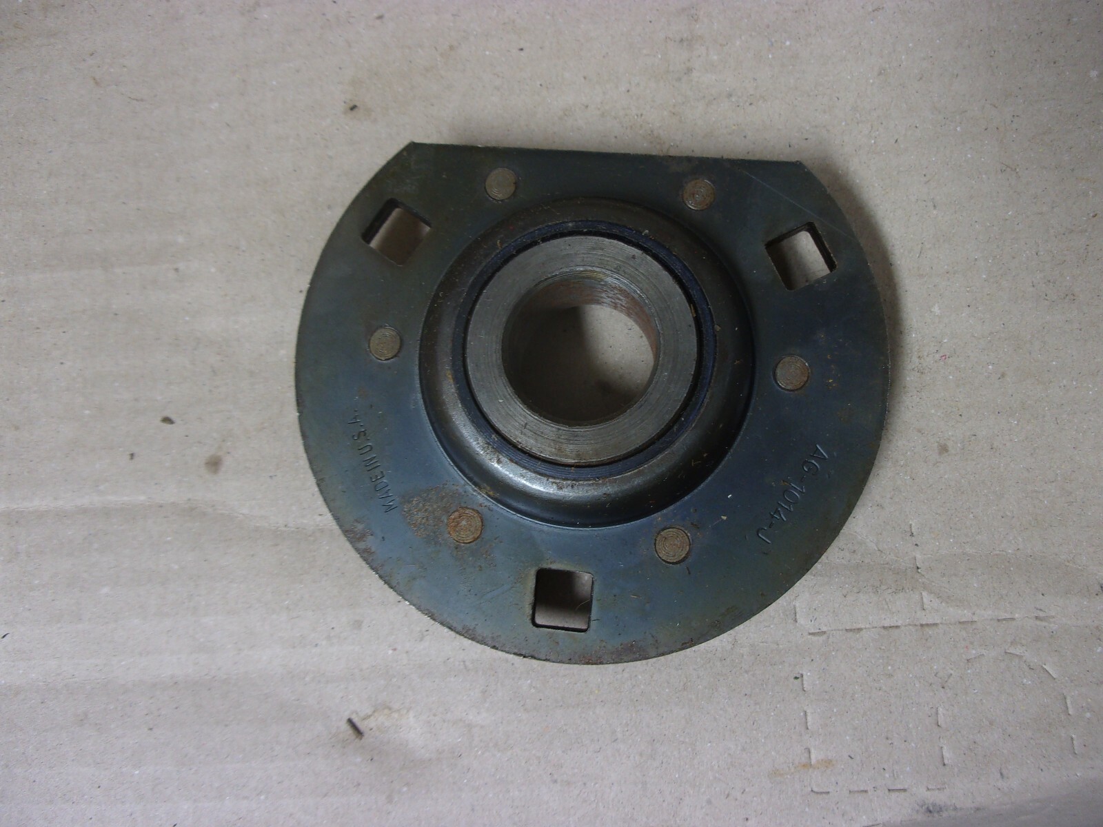 AG-1014-J Planter Grain Drill Disc Disk 7/8″ Pressed Steel 3-Bolt Flange Bearing