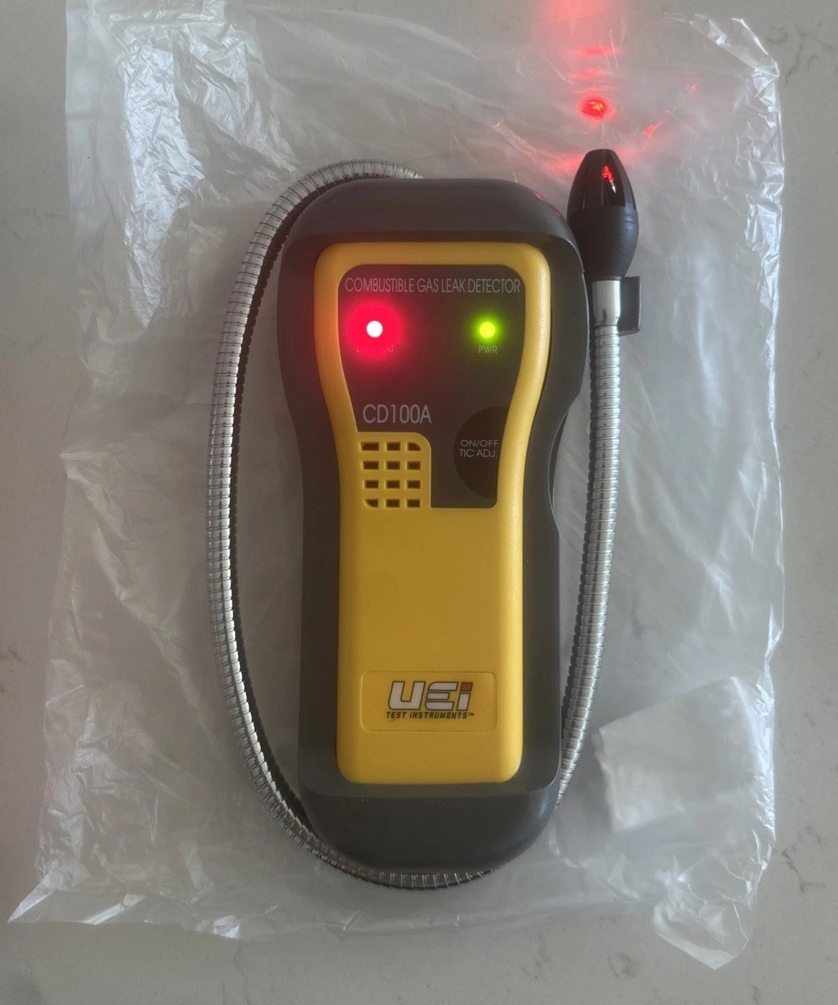 Open Box – UEi Test Instruments Combustible Gas Leak Detector CD100A